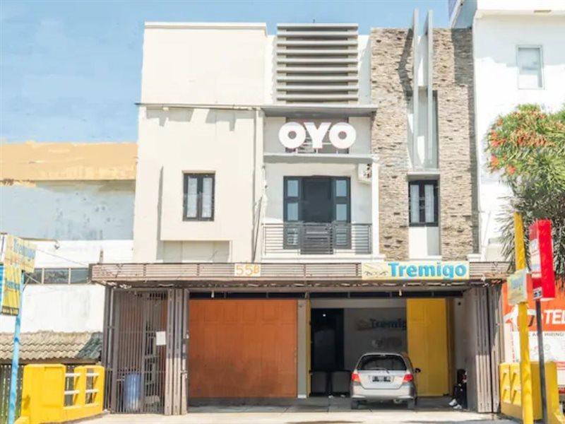 Hotel Syariah Tremigo Guesthouse Cirebon Kültér fotó