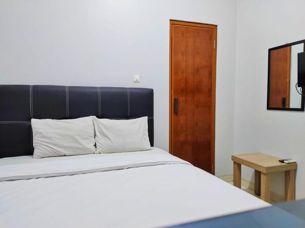 Hotel Syariah Tremigo Guesthouse Cirebon Kültér fotó