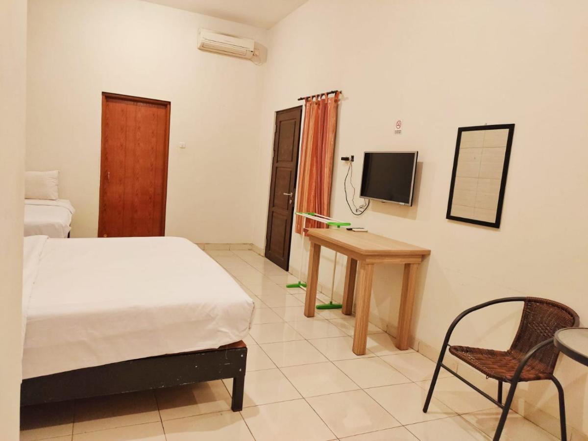 Hotel Syariah Tremigo Guesthouse Cirebon Kültér fotó
