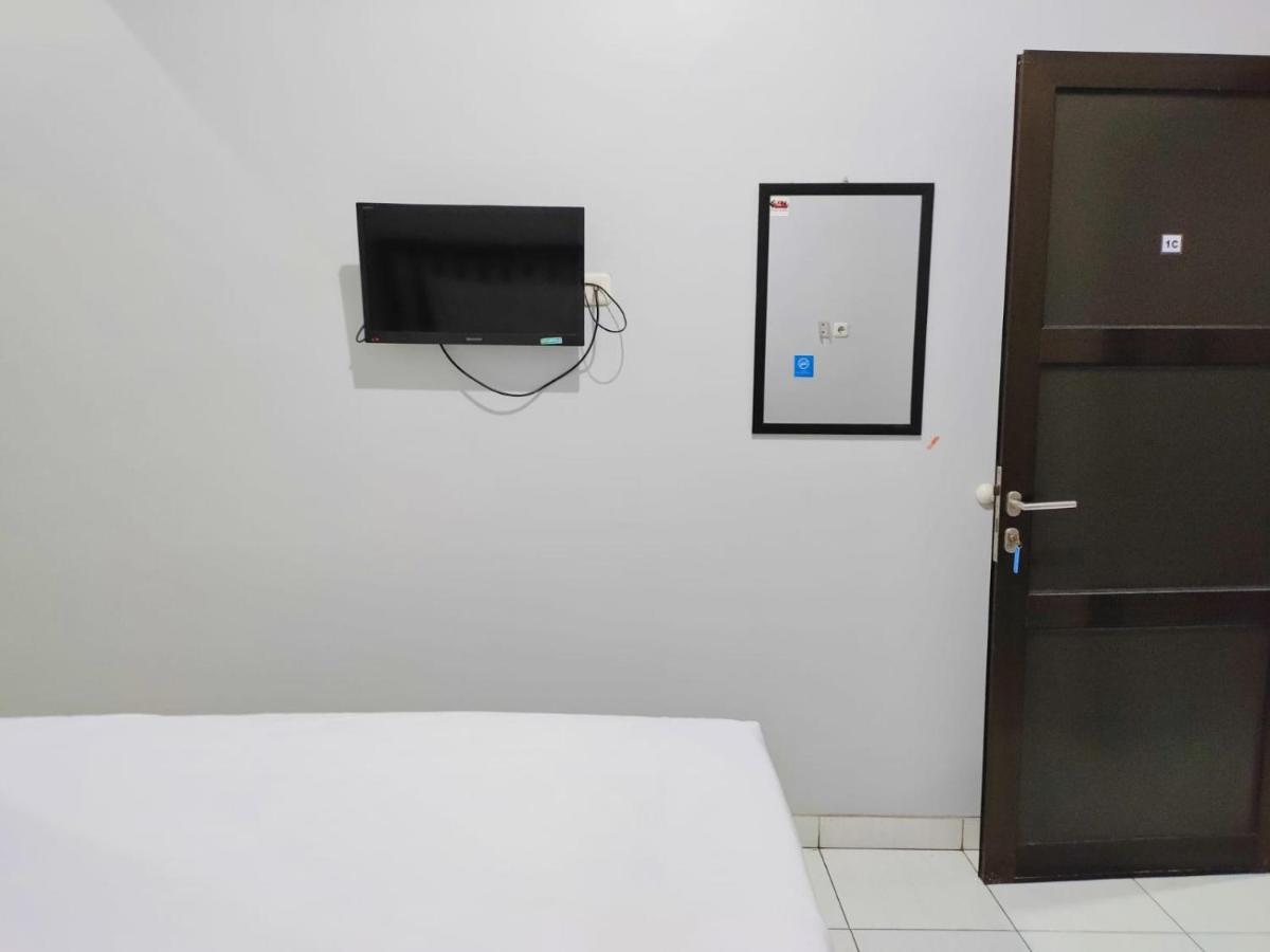 Hotel Syariah Tremigo Guesthouse Cirebon Kültér fotó