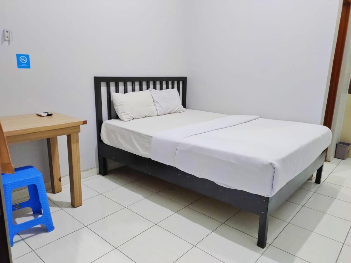 Hotel Syariah Tremigo Guesthouse Cirebon Kültér fotó