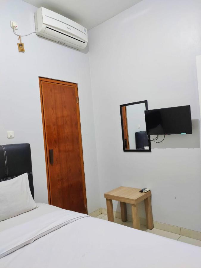 Hotel Syariah Tremigo Guesthouse Cirebon Kültér fotó