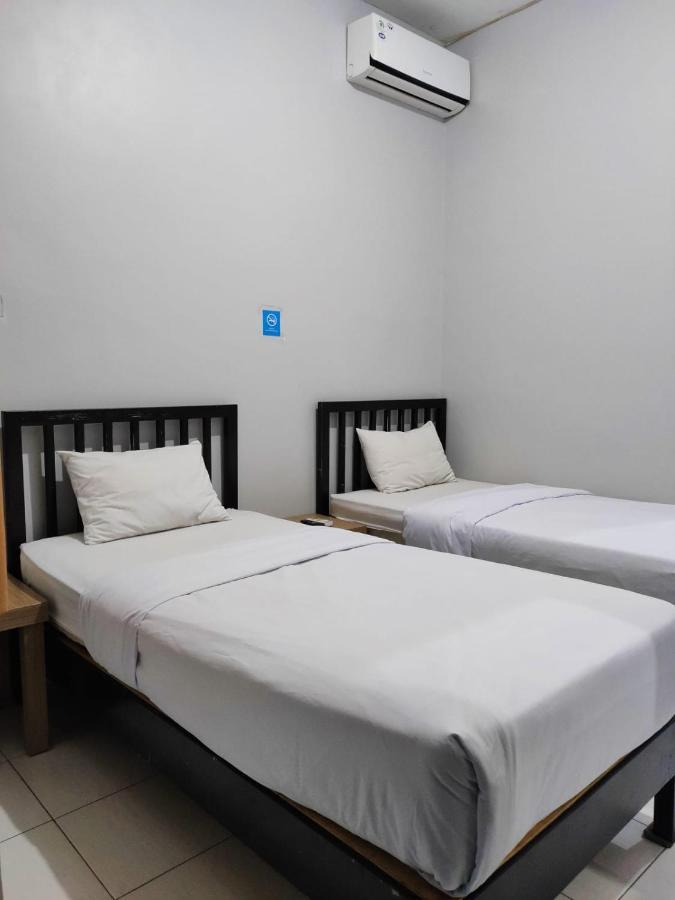 Hotel Syariah Tremigo Guesthouse Cirebon Kültér fotó