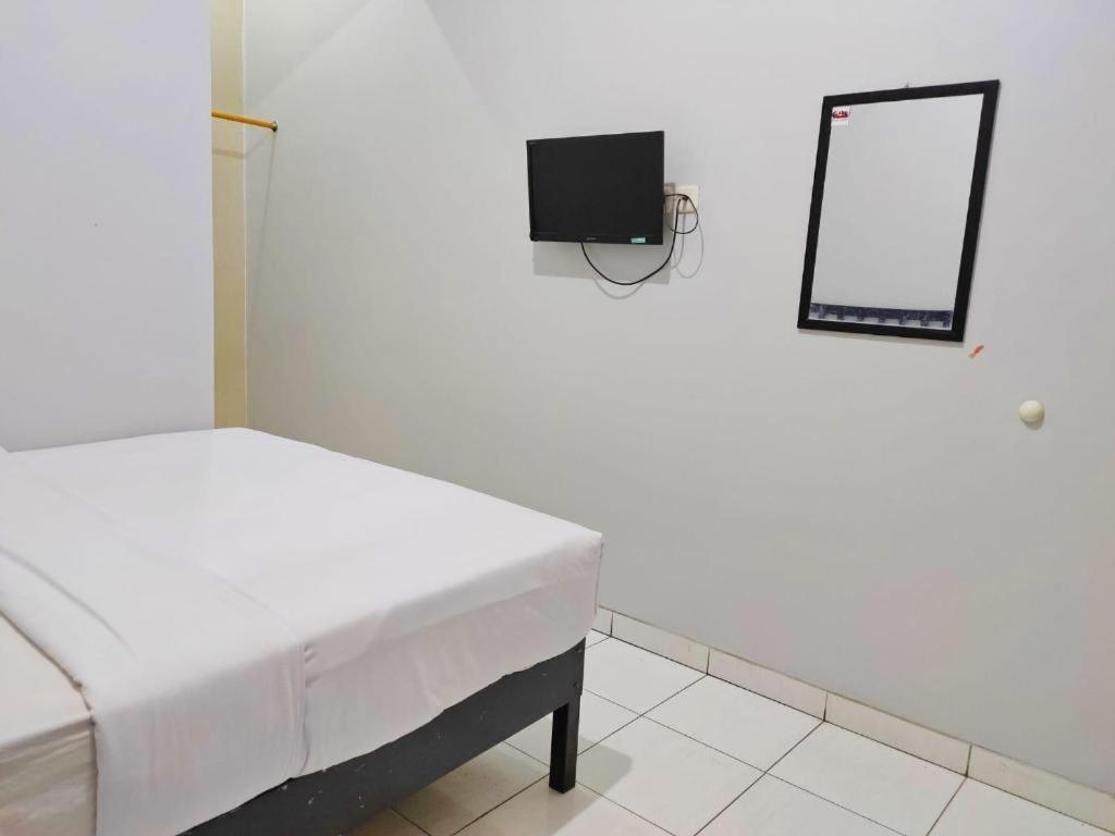 Hotel Syariah Tremigo Guesthouse Cirebon Kültér fotó