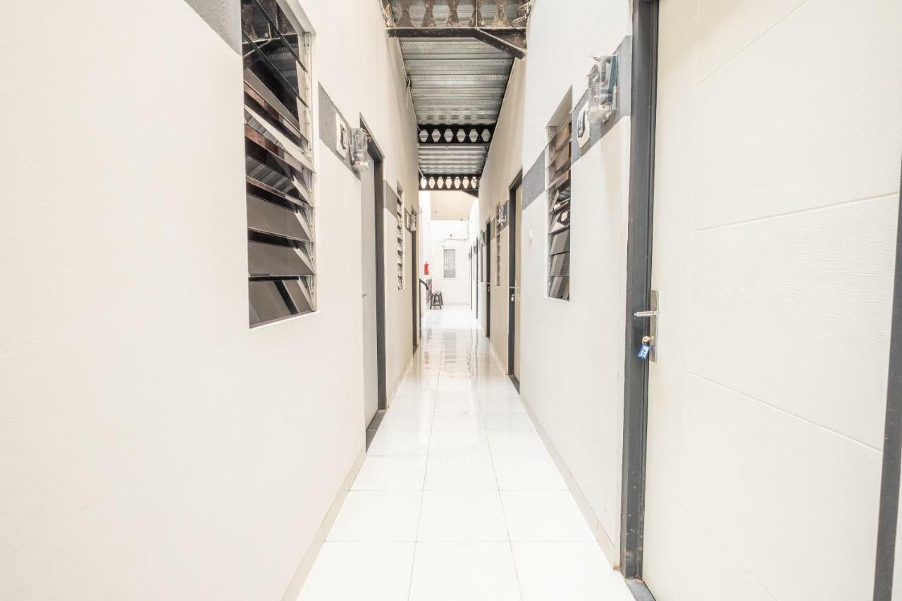 Hotel Syariah Tremigo Guesthouse Cirebon Kültér fotó