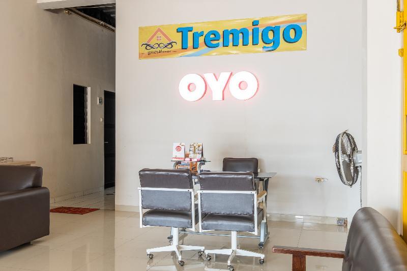 Hotel Syariah Tremigo Guesthouse Cirebon Kültér fotó